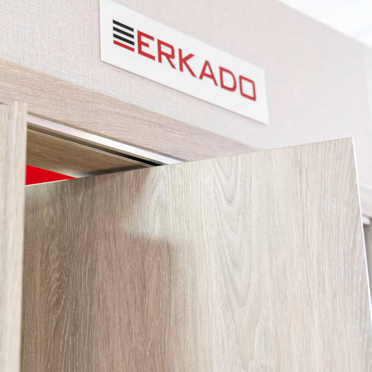 floor-decor-erkado-sgavaema-vrata-03_346195a5-2a44-4a62-9127-41ac71b2cbf6